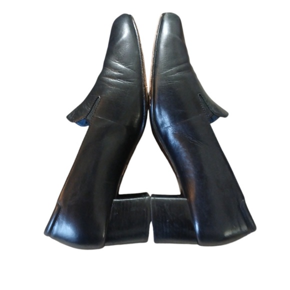 Aravon by New Balance Blue Black Leather Heeled
Loafer Women's Size 9 - Picture 5 of 6